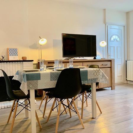 Maison De Campagne Chez Trabou Et Loulou 20 Min De La Rochelle Aigrefeuille-dʼAunis Exteriör bild