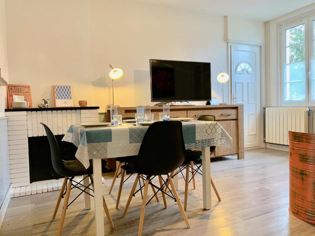 Maison De Campagne Chez Trabou Et Loulou 20 Min De La Rochelle Aigrefeuille-dʼAunis Exteriör bild